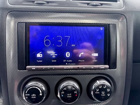 Used 2012 Dodge Challenger R/T w/ Electronics Convenience Group image 39