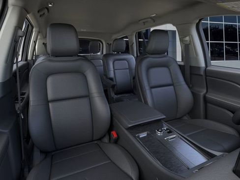 New 2026 Lincoln Aviator 2WD image 10