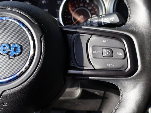 Used 2018 Jeep Wrangler Unlimited Sport S image 40