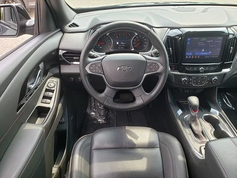 Used 2023 Chevrolet Traverse RS w/ LPO, Floor Liner Package AWD/4WD image 16
