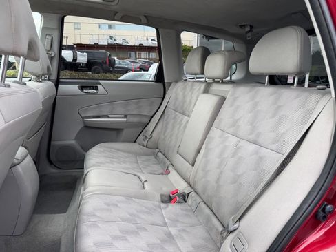 Used 2010 Subaru Forester 2.5X Premium image 25