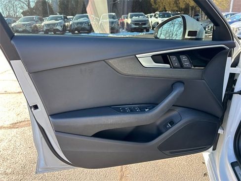 Used 2020 Audi A4 2.0T Premium w/ Convenience Package image 9