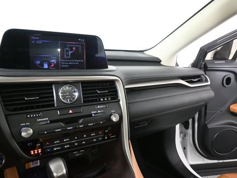 Used 2022 Lexus RX 450h AWD w/ Premium Package image 12