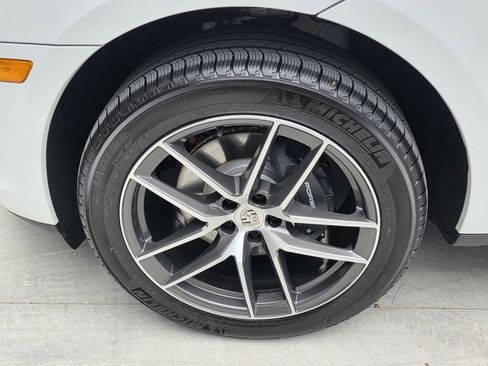 New 2026 Porsche Macan AWD/4WD image 28