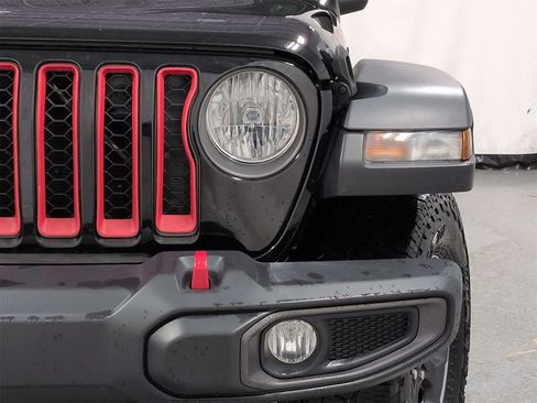 Certified 2022 Jeep Gladiator Rubicon image 11