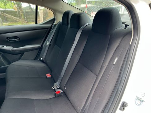 Used 2025 Nissan Sentra S image 37