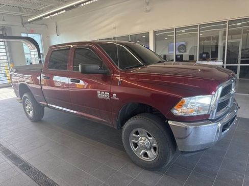 Used 2016 RAM 2500 Tradesman w/ Chrome Appearance Group AWD/4WD image 2