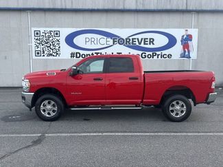 Used 2024 RAM 2500 Big Horn w/ Bed Utility Group video 2