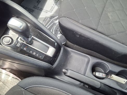 Used 2020 Nissan Kicks S FWD image 16