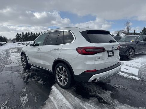 Certified 2022 BMW X5 xDrive40i image 4