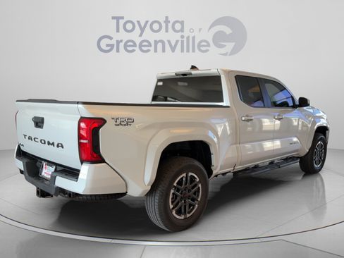 Used 2026 Toyota Tacoma TRD Sport AWD/4WD image 6
