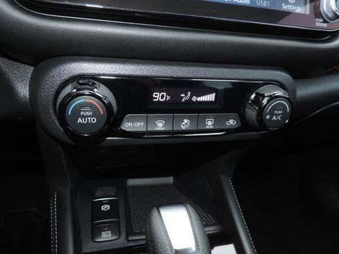 Certified 2024 Nissan Kicks SR w/ Interior Electronics Package image 23