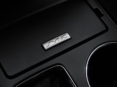 Used 2019 Ford Explorer XLT w/ XLT Desert Copper Package image 65