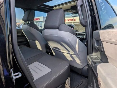 Used 2025 Toyota Tacoma TRD Sport image 22