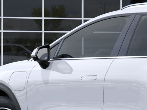 New 2026 Chevrolet Equinox EV LT AWD/4WD image 12