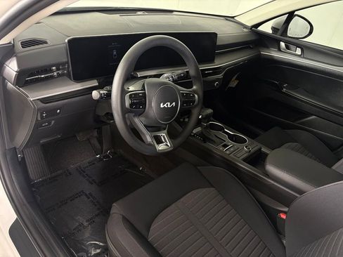 New 2026 Kia K5 LXS FWD image 17