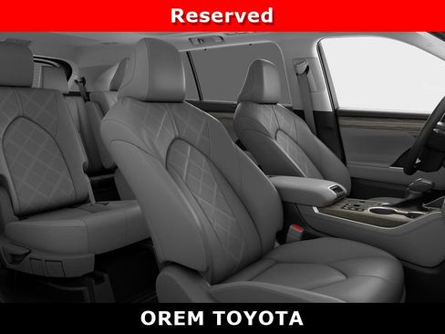 New 2026 Toyota Highlander Platinum image 20