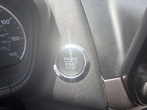 Used 2019 Ford EcoSport SE w/ SE Convenience Package AWD/4WD image 32