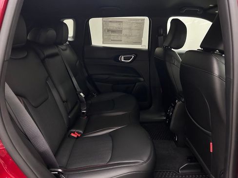 New 2026 Jeep Compass Trailhawk AWD/4WD image 15