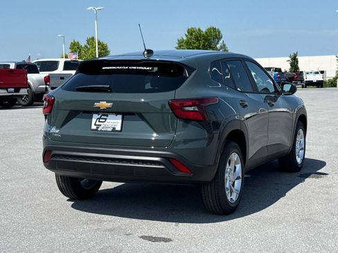 New 2025 Chevrolet Trax LS w/ LS Convenience Package image 13