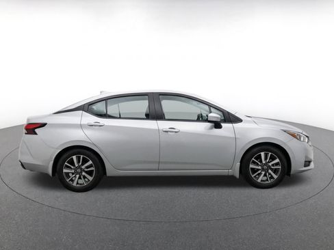 Used 2025 Nissan Versa SV FWD image 10