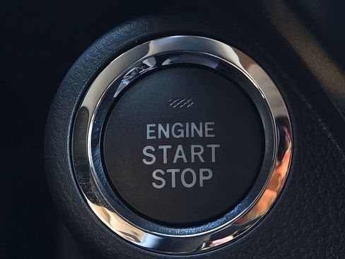 New 2025 Subaru Forester Limited image 17