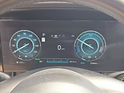 Used 2024 Hyundai Elantra Limited FWD image 14