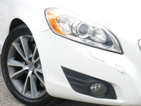 Used 2011 Volvo C70 T5 w/ Convenience Pkg FWD image 6