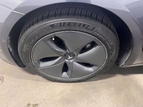 Used 2020 Tesla Model 3 Standard Range Plus image 29