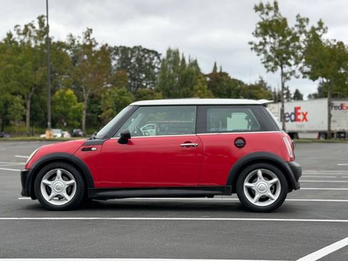 Used 2004 MINI Cooper S FWD image 2