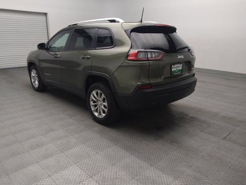 Used 2020 Jeep Cherokee Latitude w/ Cold Weather Group FWD image 5