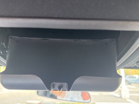Used 2025 Ford Escape ST-Line FWD image 32