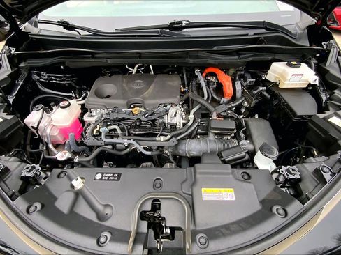 Used 2021 Toyota Sienna Limited image 30