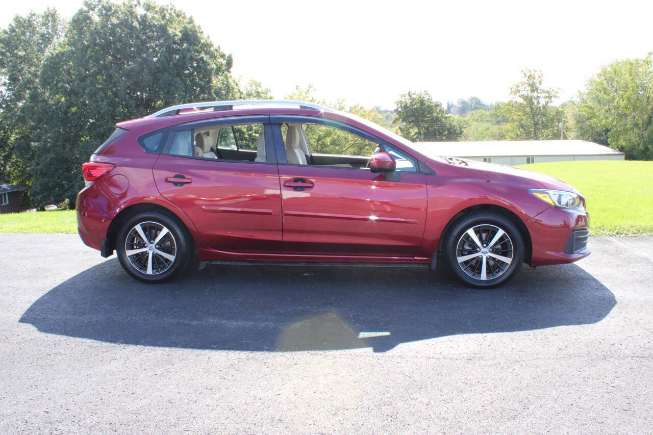 Used 2023 Subaru Impreza 2.0i Premium AWD/4WD image 2