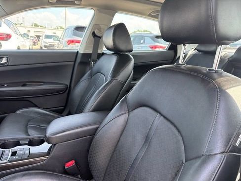 Used 2020 Kia Optima Premium FWD image 16