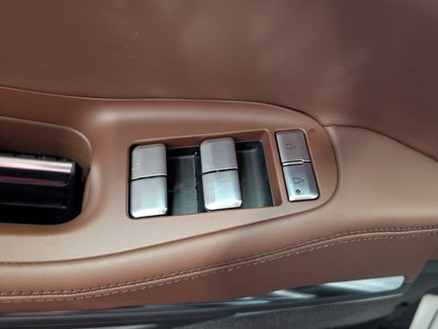 New 2025 Lincoln Navigator Reserve image 14