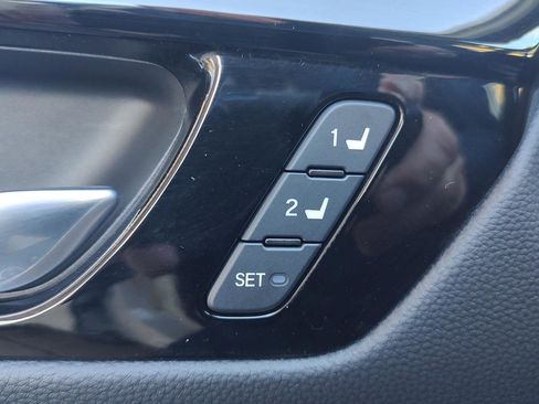 Certified 2023 Honda CR-V EX-L image 18