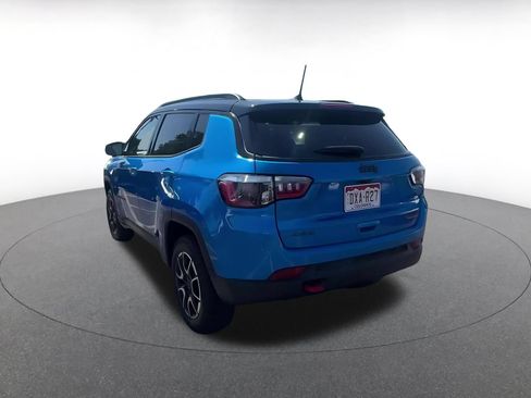 Used 2025 Jeep Compass Trailhawk AWD/4WD image 11