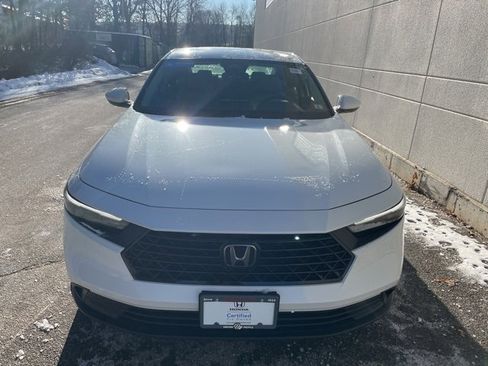 Certified 2023 Honda Accord LX image 3