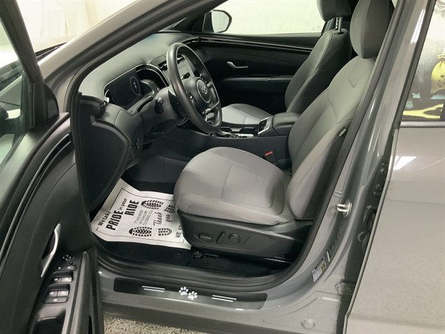 Used 2023 Hyundai Santa Cruz SEL w/ Activity Package FWD image 17