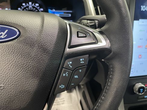 Used 2023 Ford Edge SEL w/ Convenience Package image 16