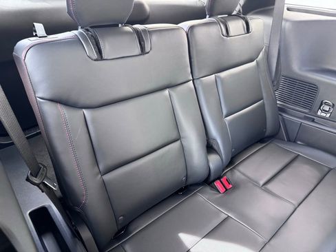 New 2026 Ford Explorer ST-Line AWD/4WD image 25