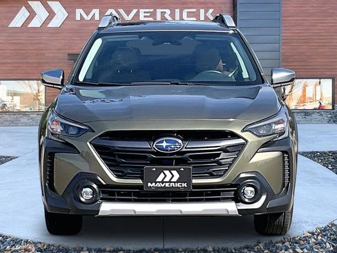 Used 2023 Subaru Outback Touring XT AWD/4WD image 2