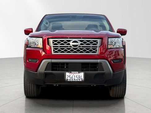 Used 2024 Nissan Frontier SV w/ Technology Package image 8