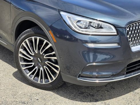 Used 2021 Lincoln Corsair Reserve w/ Equipment Group 201A FWD image 9