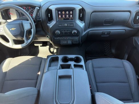 Used 2022 Chevrolet Silverado 1500 Custom AWD/4WD image 26