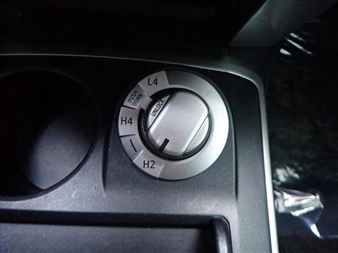 Used 2022 Toyota 4Runner SR5 image 18