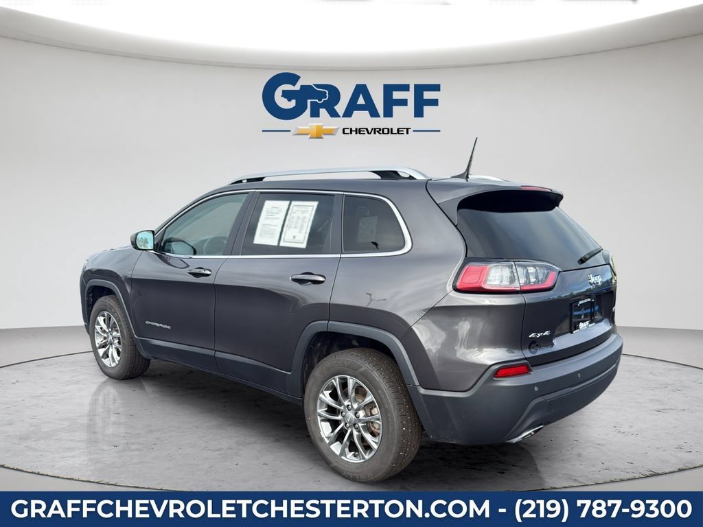 Used 2019 Jeep Cherokee Latitude Plus AWD/4WD image 4