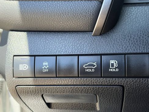 Certified 2022 Toyota Camry SE w/ Convenience Package FWD image 38