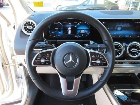Used 2021 Mercedes-Benz GLA 250 image 16
